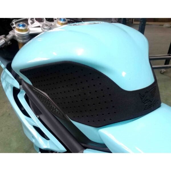 ZasGrip Daytona 765 Moto2 2019-2024 Depósito original Antideslizante depósito ZasGripDay7651924O ZasGrip Triumph 675 Daytona 765 Speed triple Antideslizante depósito ZasGrip5